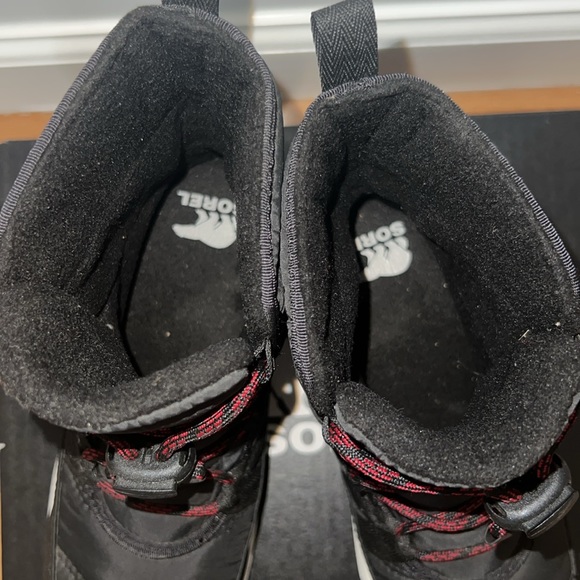 Boys sorel boots - Picture 5 of 5